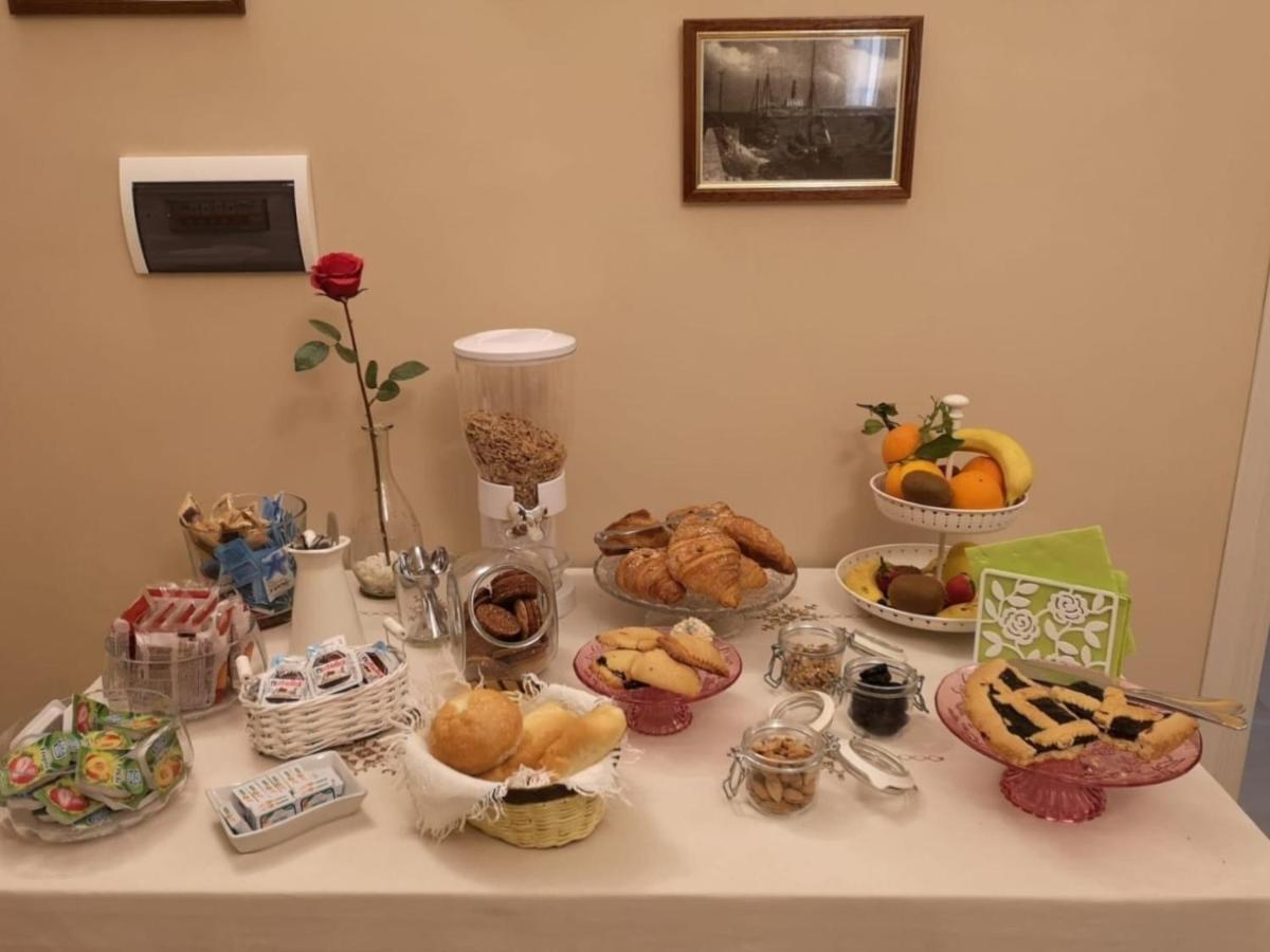 B&B Rossini Весте Екстериор снимка